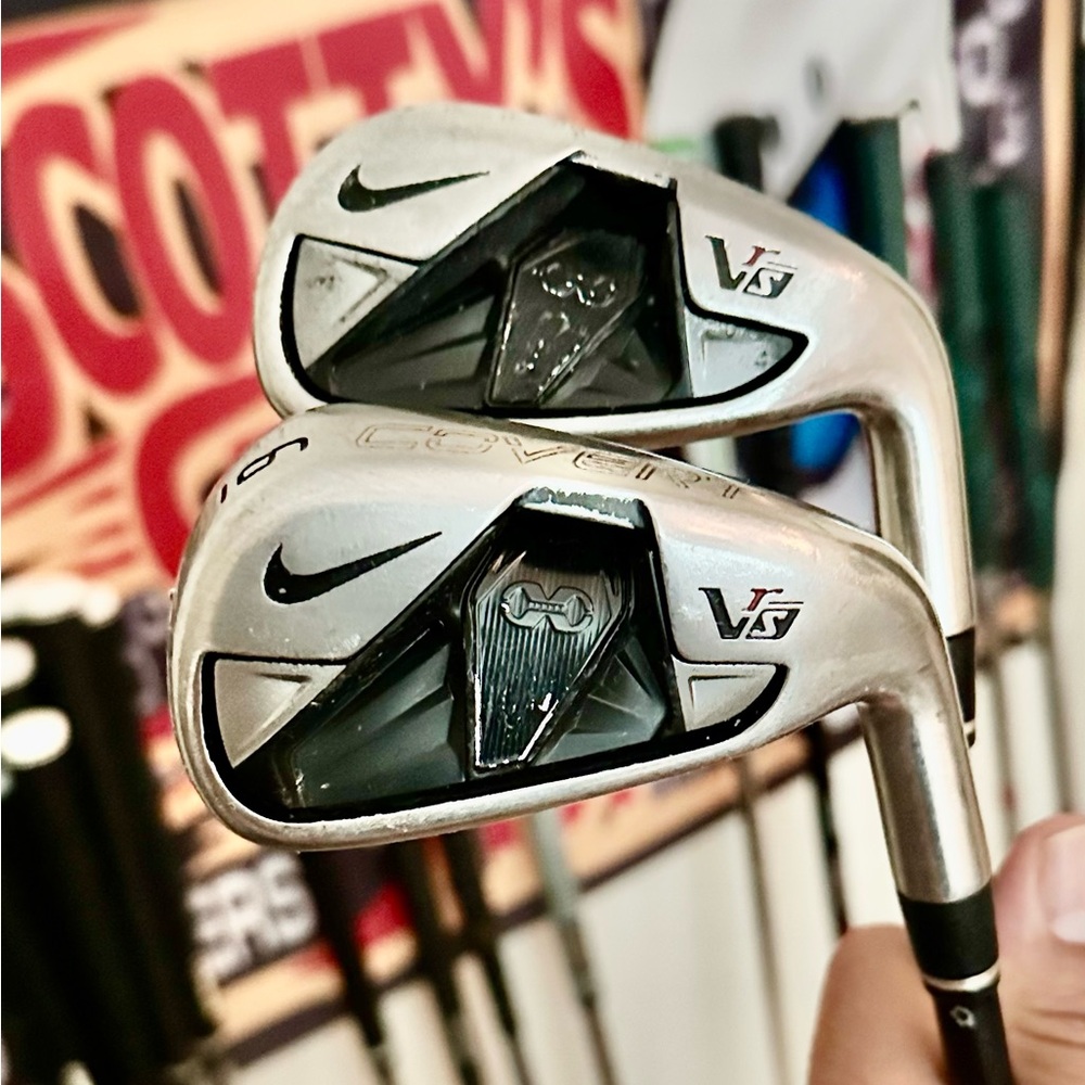 Nike Vrs Covert 6 Iron & PW Reg Flex Mitsubishi Shaft Lamkin Grips RH